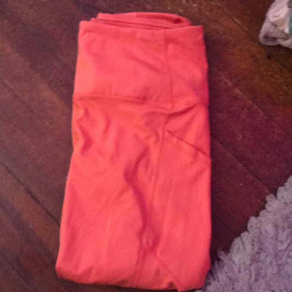 Coral leggings